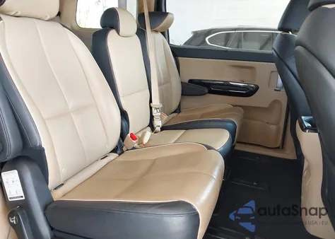 2015 Kia Sedona Ex z USA, uszkodzony, nr VIN KNDMC5C18F6051021